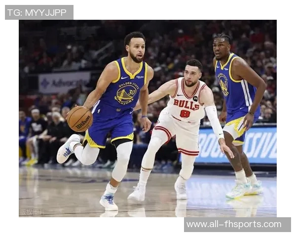 拉文第9次砍下40分以上并命中8记三分创历史新高仅次于水花兄弟与表演者